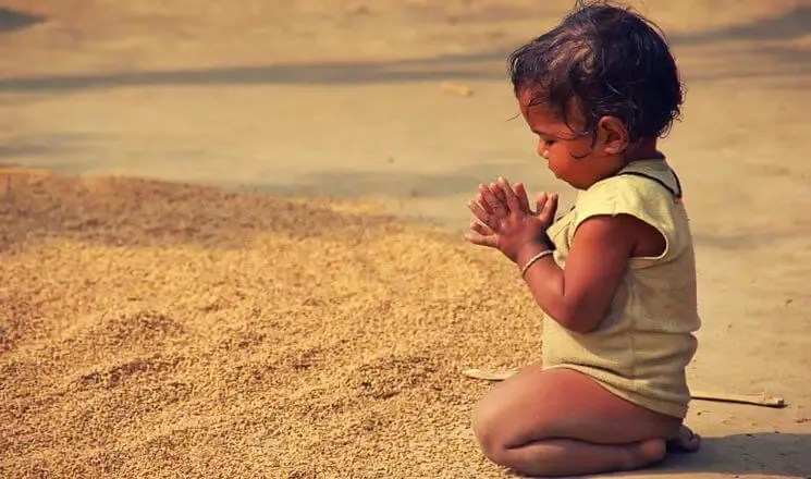 little child praying